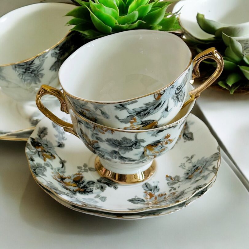 elegant grey tea cups with matching saucers - Image 3