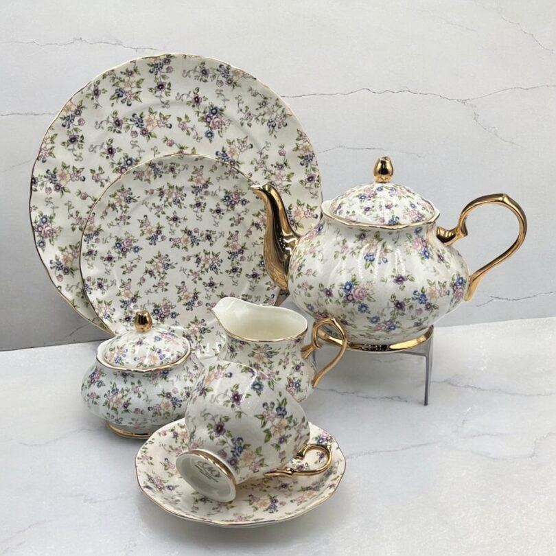 Secret garden love - 75 Peices dinner set with golden handles - Image 6