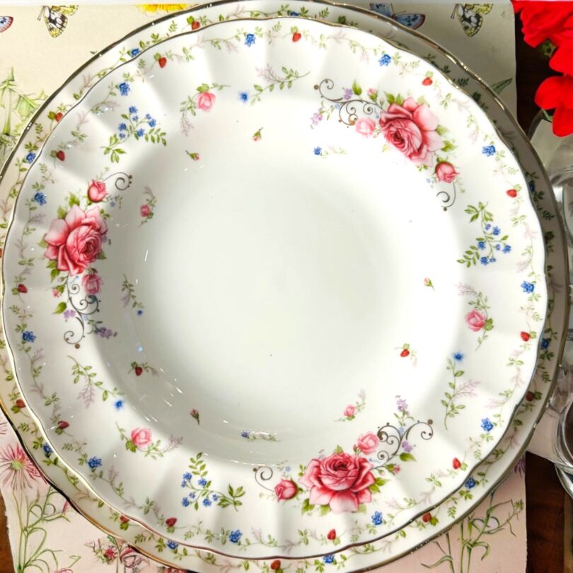 Elegant pink floral breakfast set - Image 5