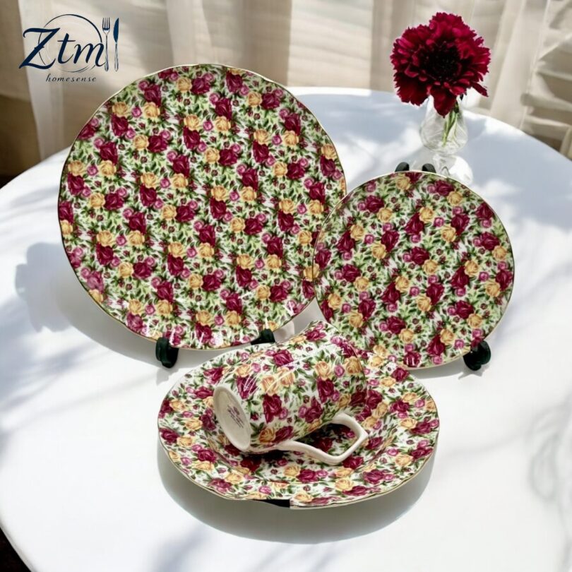Old country roses chintz breakfast set